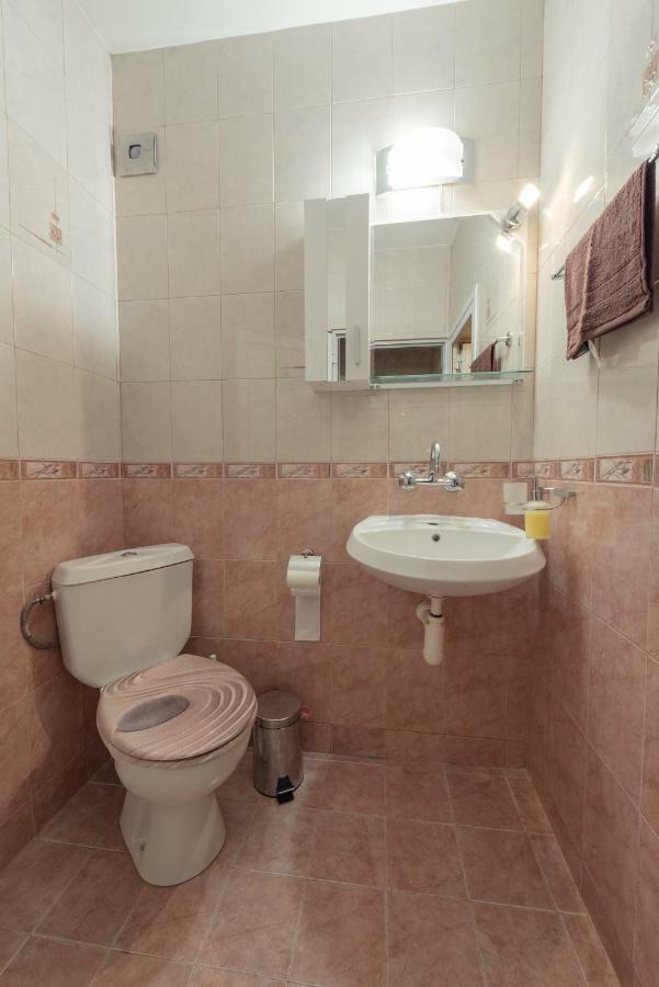 Green House Burgas City Exterior foto